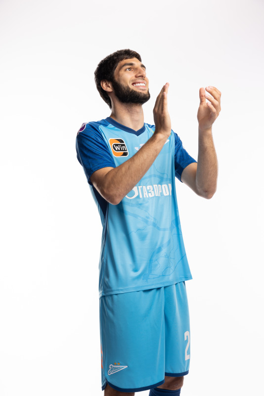 Индивидуальная фотосессия игроков ФК «Зенит» в форме Joma сезона 2023/24