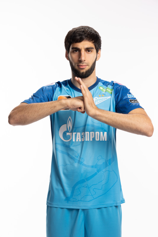 Индивидуальная фотосессия игроков ФК «Зенит» в форме Joma сезона 2023/24