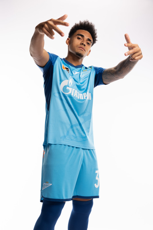 Индивидуальная фотосессия игроков ФК «Зенит» в форме Joma сезона 2023/24