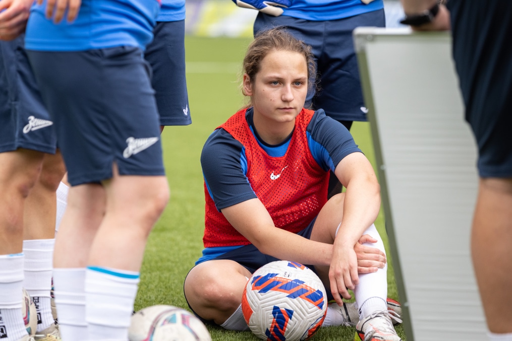 Тренировка женской молодёжной команды «Зенит» перед матчем с «Динамо»