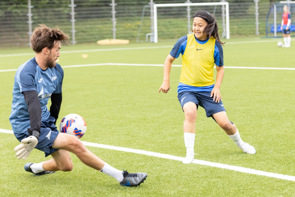 Тренировка женской молодёжной команды «Зенит» перед матчем с «Динамо»