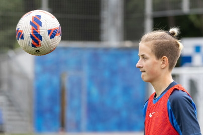 Тренировка женской молодёжной команды «Зенит» перед матчем с «Динамо»
