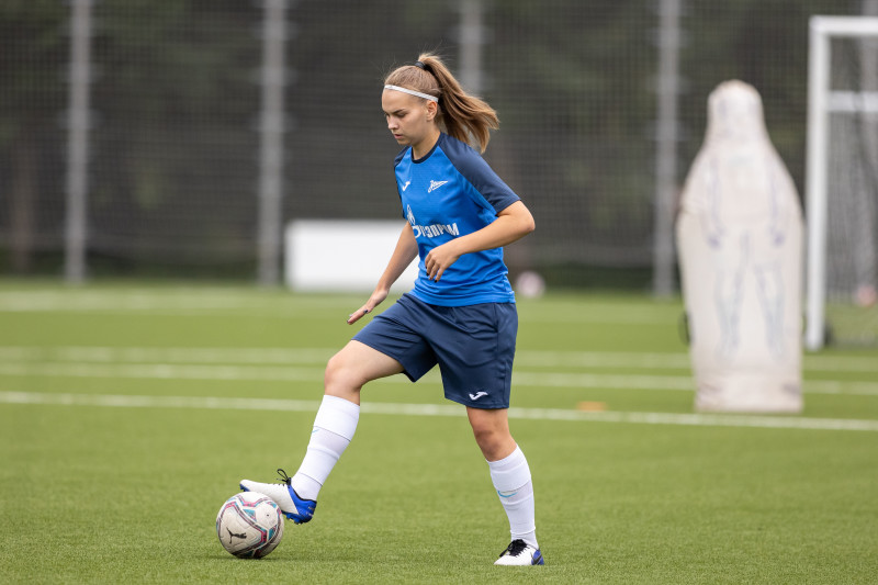 Тренировка женской молодёжной команды «Зенит» перед матчем с «Динамо»