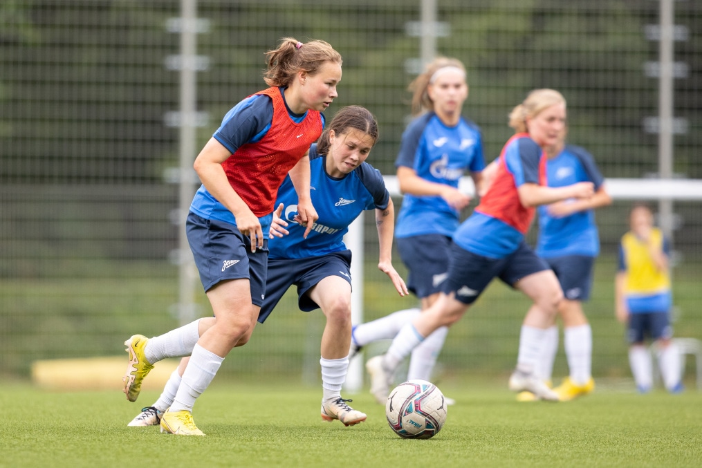 Тренировка женской молодёжной команды «Зенит» перед матчем с «Динамо»