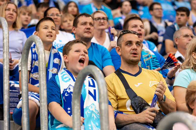 Болельщики на матче «Зенит» — «Динамо»