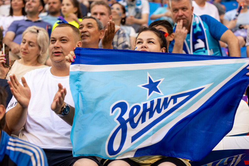 Болельщики на матче «Зенит» — «Динамо»