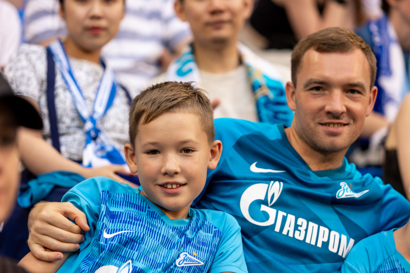 Болельщики на матче «Зенит» — «Динамо»