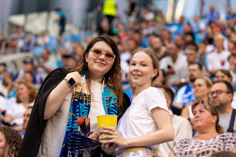 Болельщики на матче «Зенит» — «Динамо»