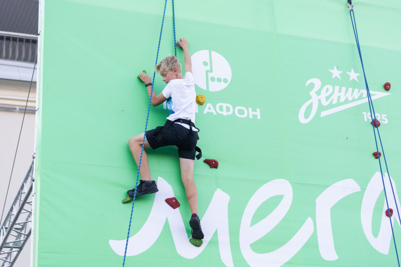 Зоны Мегафона на матче «Зенит» — «Динамо»