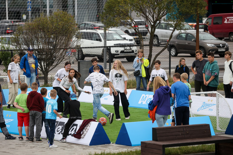 Фестиваль «Зенита» в МЕГЕ
