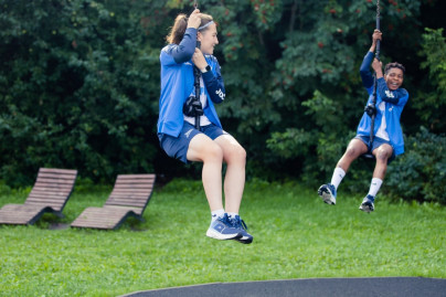 Прогулка женской команды перед матчем с «Динамо»