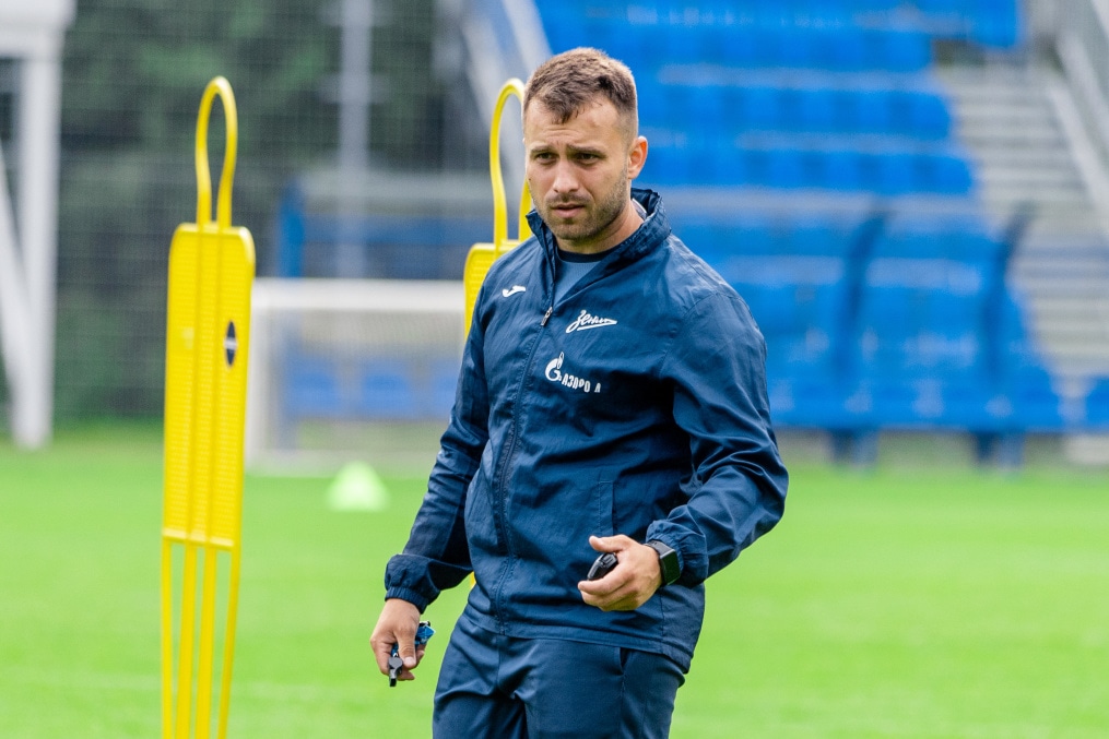 Тренировка женской команды перед матчем с «Енисеем»