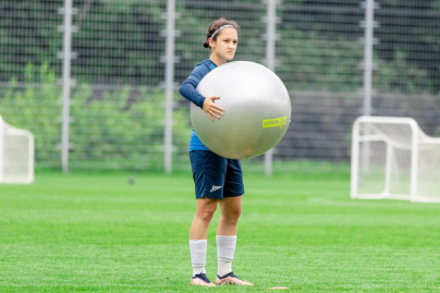 Тренировка женской команды перед матчем с «Енисеем»