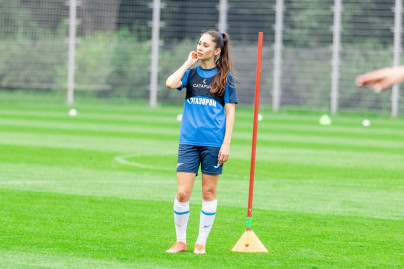 Тренировка женской команды перед матчем с «Енисеем»