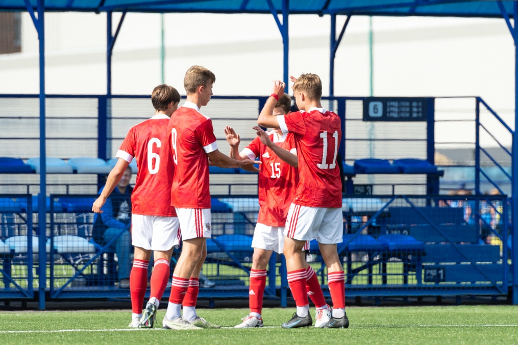 XVI международный юношеский турнир памяти Ю. А. Морозова. Сборная России — «Интернасьонал»