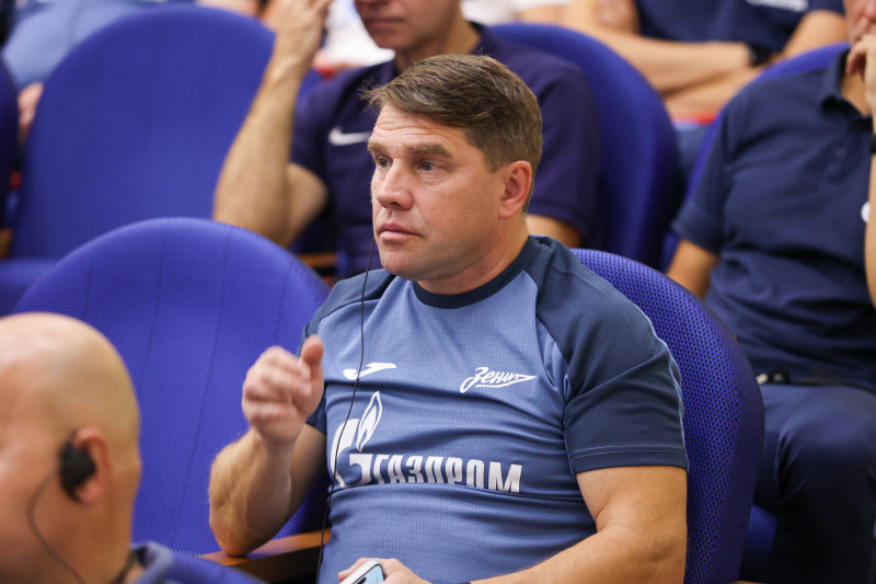 Перейра Монте Ф. — тренер академии футбольного клуба «Сантос»