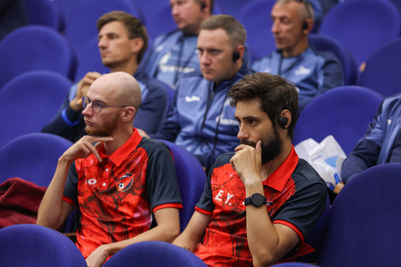 Перейра Монте Ф. — тренер академии футбольного клуба «Сантос»