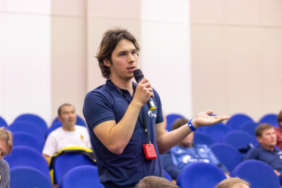 Короткевич Д. В. — главный тренер юношеской сборной Беларуси до 17 лет