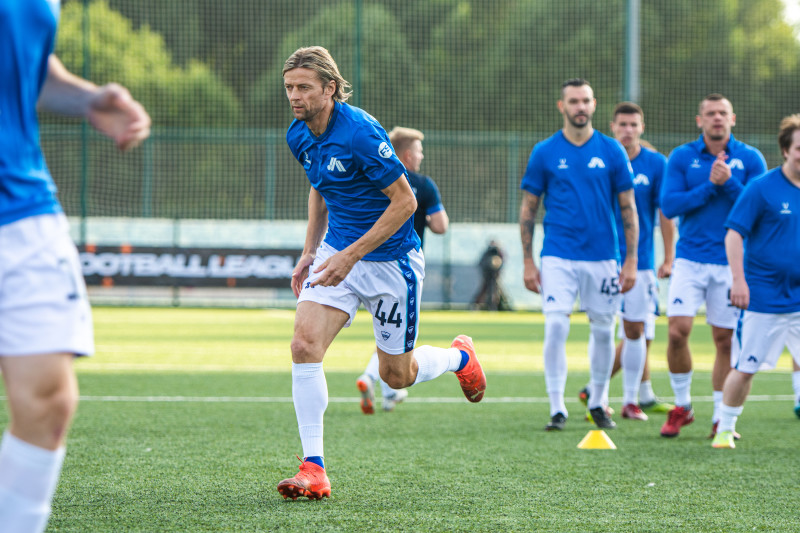 Ответный стыковой матч Медиалиги: «Чисто Питер» — «Nikifilini»