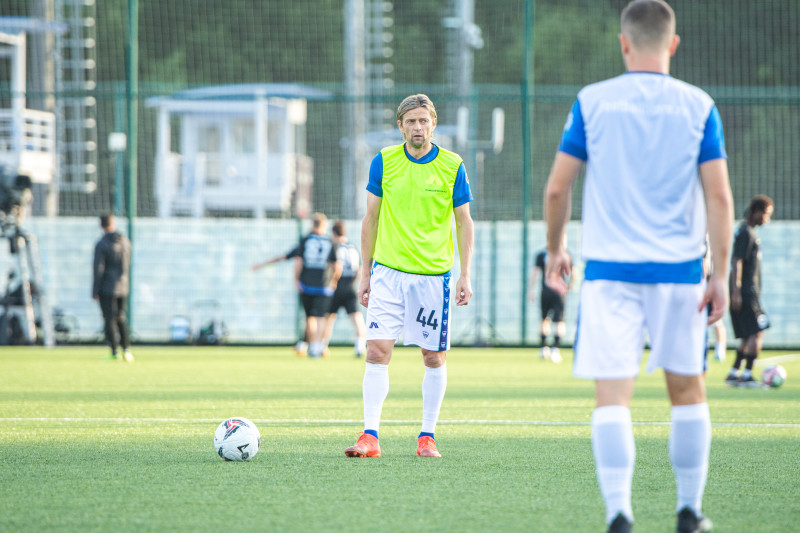 Ответный стыковой матч Медиалиги: «Чисто Питер» — «Nikifilini»