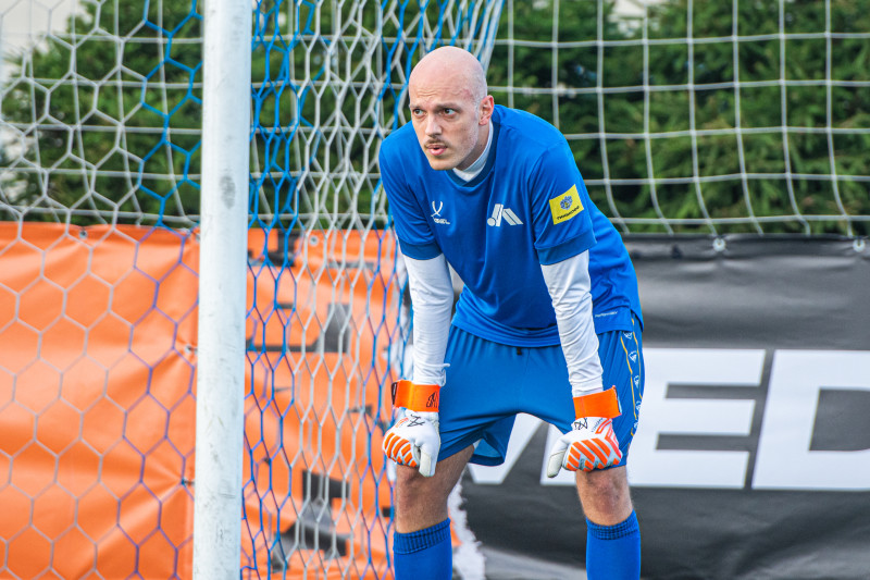 Ответный стыковой матч Медиалиги: «Чисто Питер» — «Nikifilini»