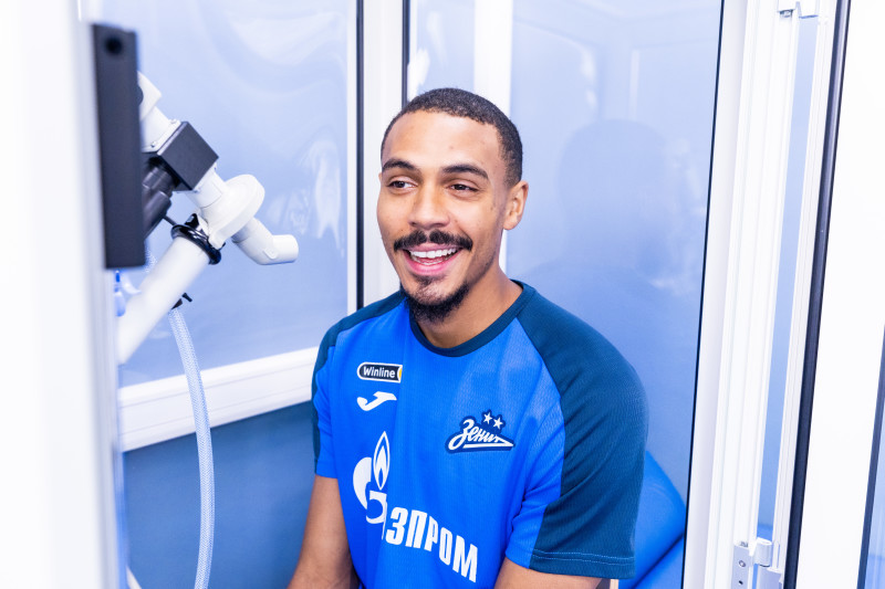 Медосмотр новичка основного состава «Зенита» Вильсона Изидора