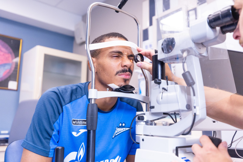 Медосмотр новичка основного состава «Зенита» Вильсона Изидора