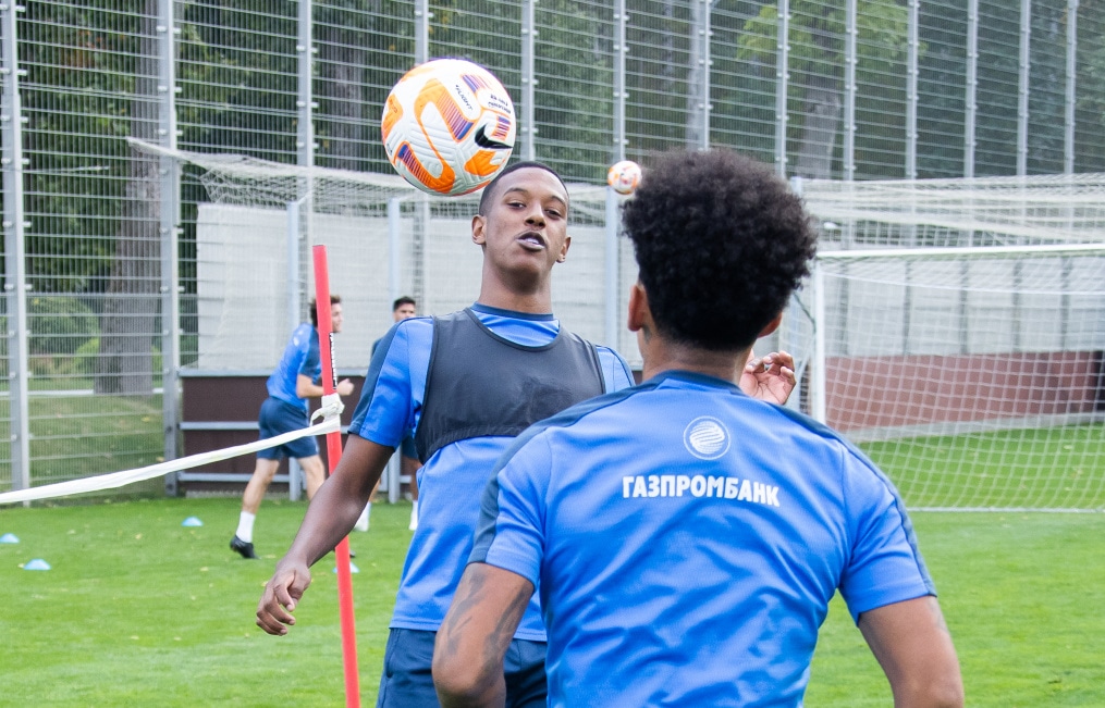 Открытая тренировка «Зенита» перед матчем с «Оренбургом»