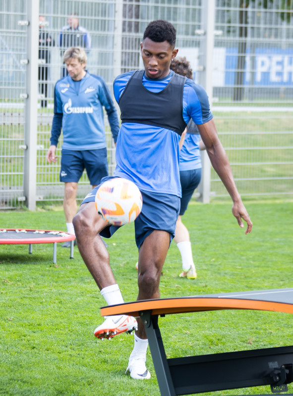 Открытая тренировка «Зенита» перед матчем с «Оренбургом»