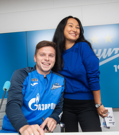 Автограф-сессия футболистов «Зенита» для сотрудников ООО «Газпром переработка»