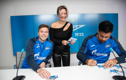 Автограф-сессия футболистов «Зенита» для сотрудников ООО «Газпром переработка»