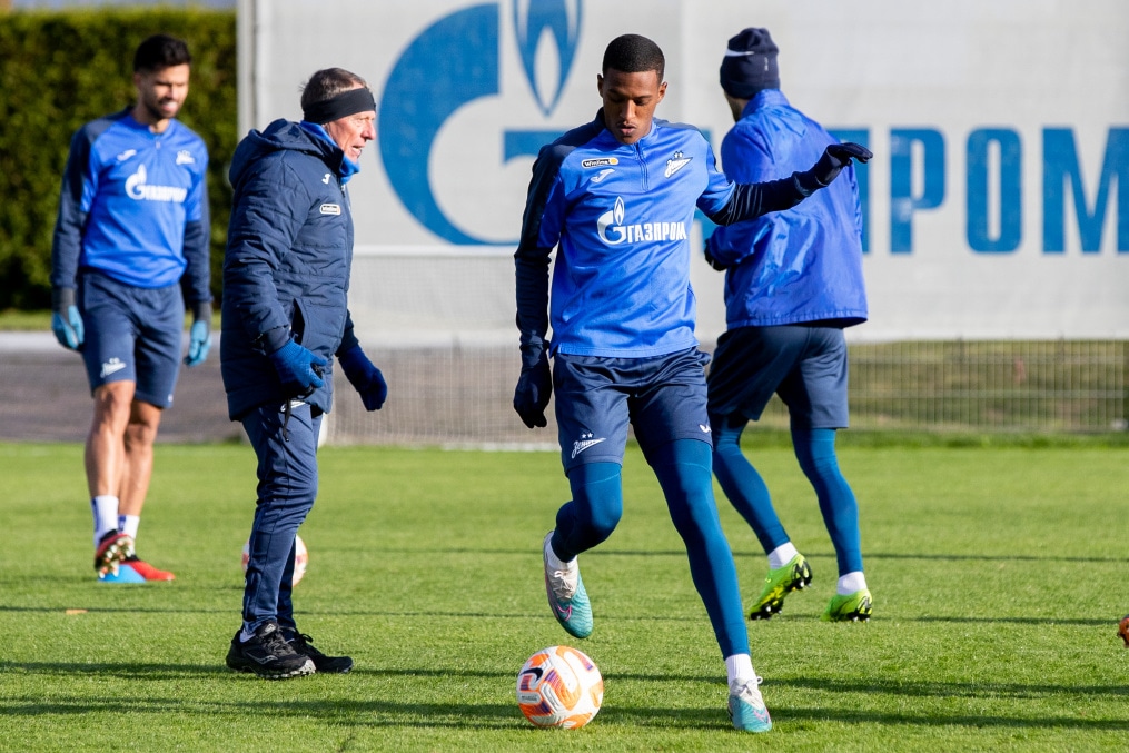 Открытая тренировка «Зенита» перед матчем с «Ахматом»