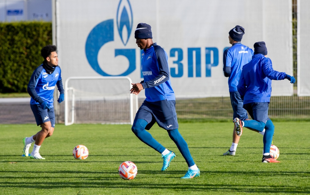 Открытая тренировка «Зенита» перед матчем с «Ахматом»
