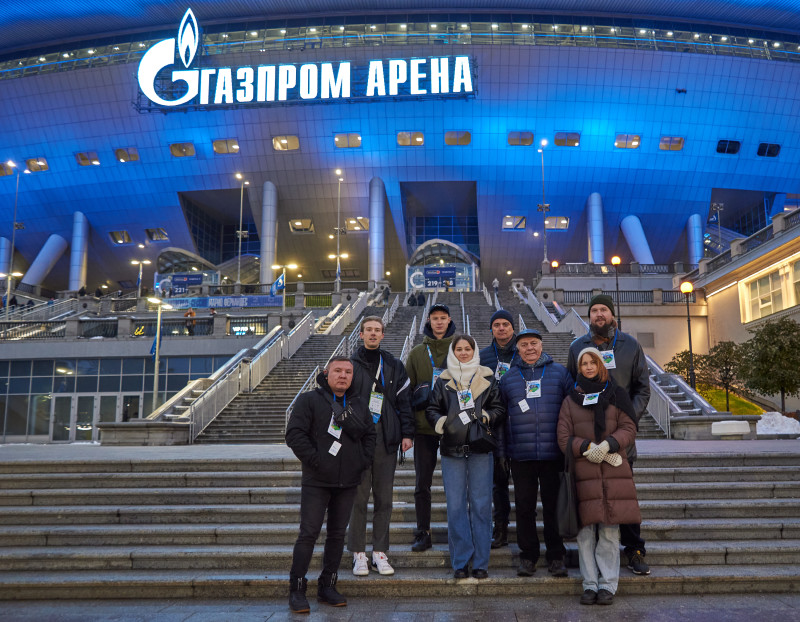 Экскурсия по стадиону для победителей конкурса «Зенит — спортпрогноз» перед матчем «Зенит» — «Ахмат»