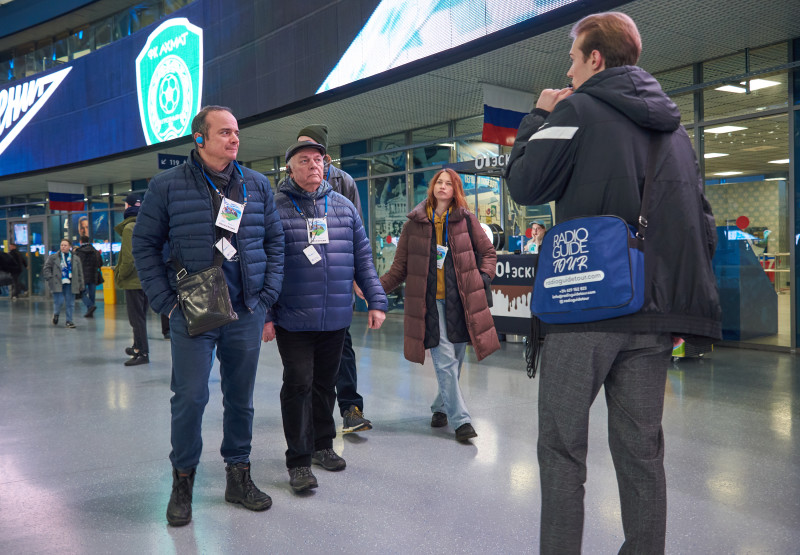 Экскурсия по стадиону для победителей конкурса «Зенит — спортпрогноз» перед матчем «Зенит» — «Ахмат»