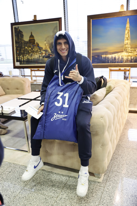 Вылет команды в Калининград на матч с «Балтикой»