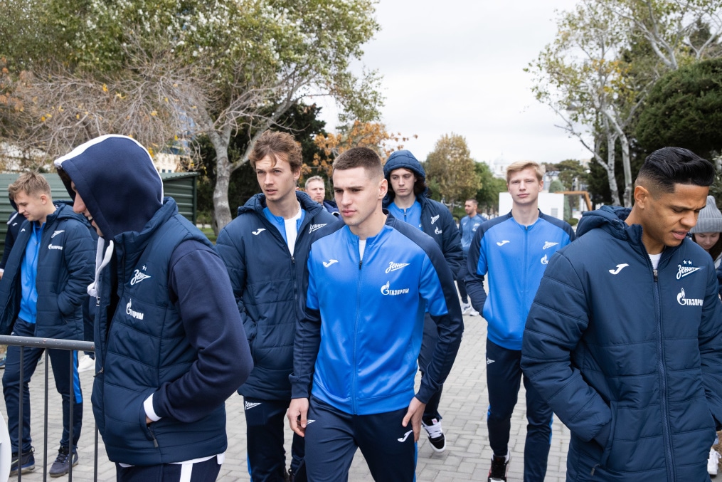 Прогулка команды «Зенит» перед матчем ПФК «Нефтчи» — «Зенит»