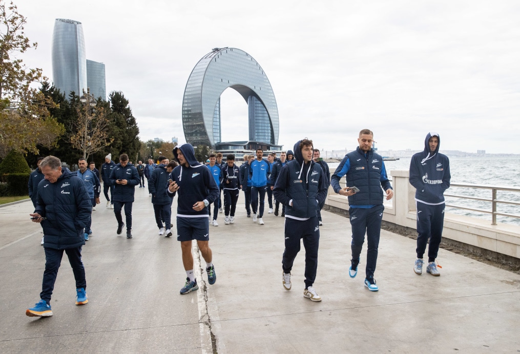 Прогулка команды «Зенит» перед матчем ПФК «Нефтчи» — «Зенит»