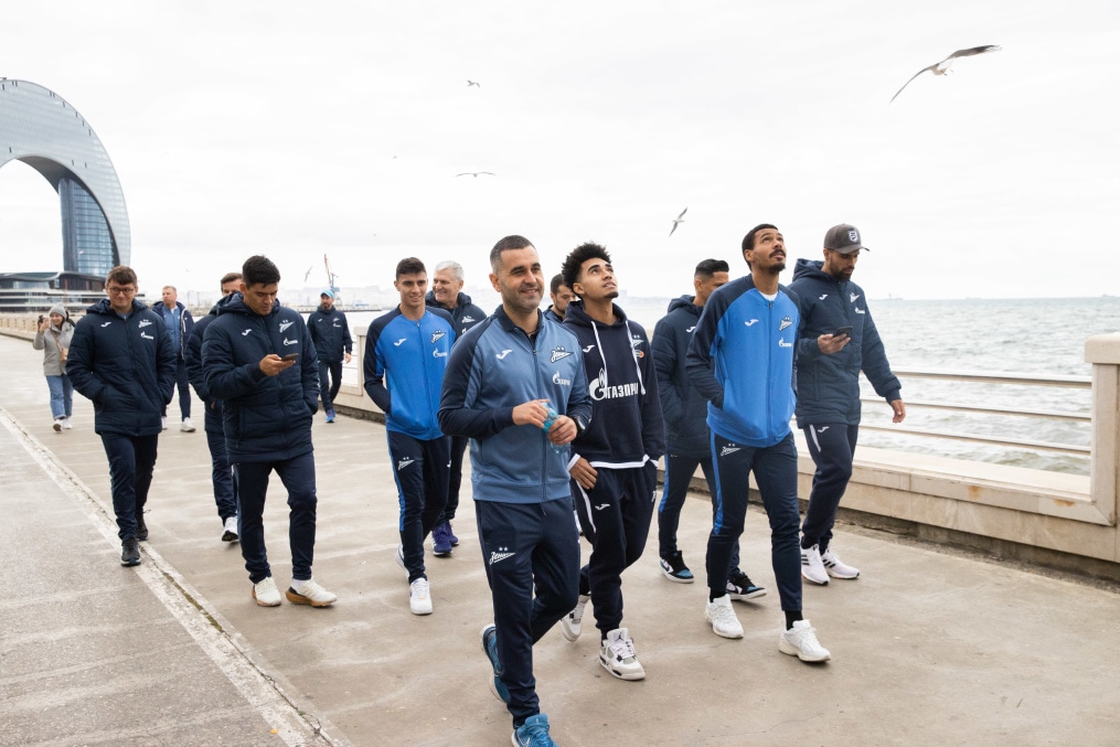 Прогулка команды «Зенит» перед матчем ПФК «Нефтчи» — «Зенит»