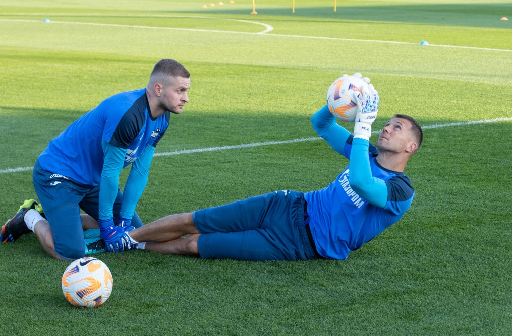 Зимние «Газпром» — тренировочные сборы в Абу-Даби,15 января вечерняя тренировка