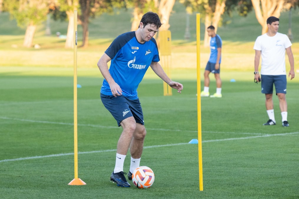 Зимние «Газпром» — тренировочные сборы в Абу-Даби,15 января вечерняя тренировка