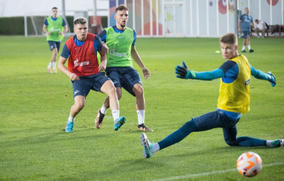 Зимние «Газпром» — тренировочные сборы в Абу-Даби,15 января вечерняя тренировка