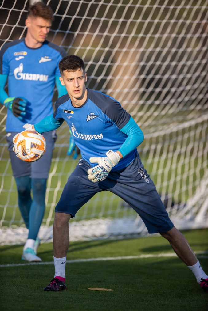 Зимние «Газпром» — тренировочные сборы в Абу-Даби. 16 января, вечерняя тренировка