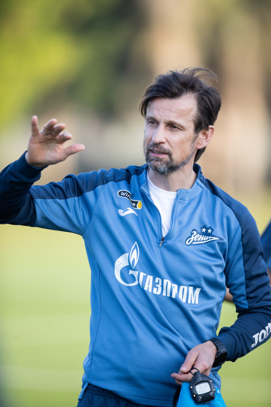 Зимние «Газпром» — тренировочные сборы в Абу-Даби. 16 января, вечерняя тренировка