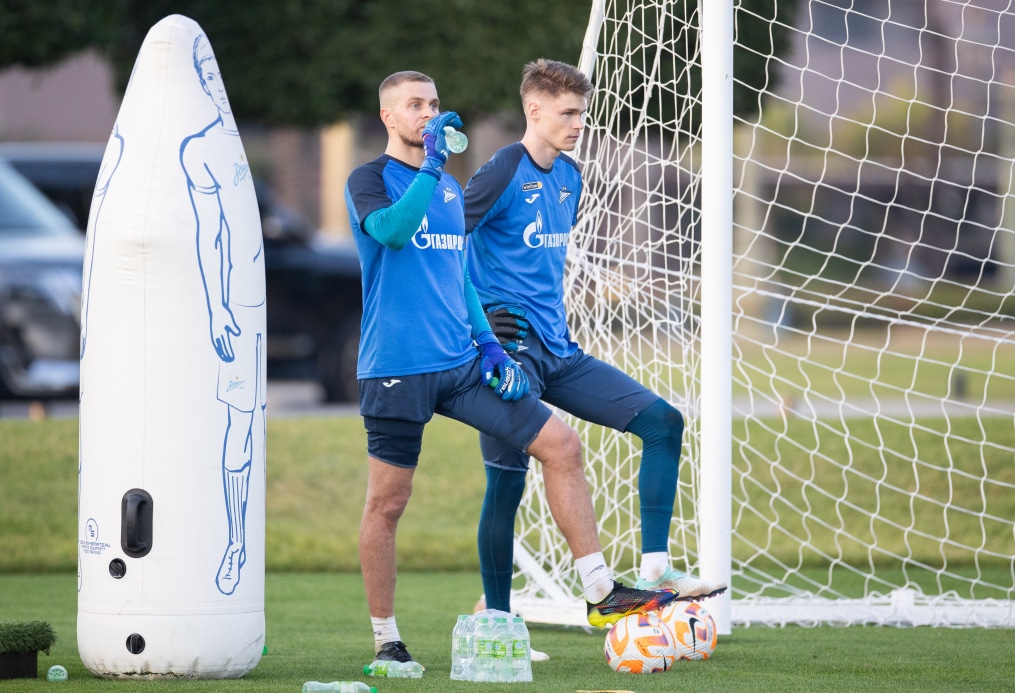 Зимние «Газпром» — тренировочные сборы в Абу-Даби. 16 января, вечерняя тренировка