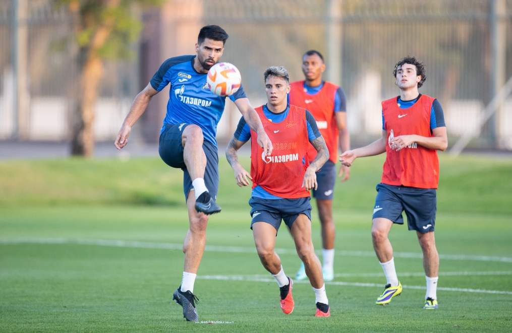 Зимние «Газпром» — тренировочные сборы в Абу-Даби. 16 января, вечерняя тренировка