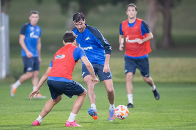 Зимние «Газпром» — тренировочные сборы в Абу-Даби. 16 января, вечерняя тренировка