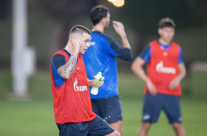 Зимние «Газпром» — тренировочные сборы в Абу-Даби. 16 января, вечерняя тренировка