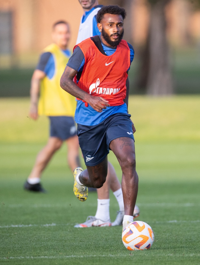 Зимние «Газпром» — тренировочные сборы в Абу-Даби. 17 января, вечерняя тренировка