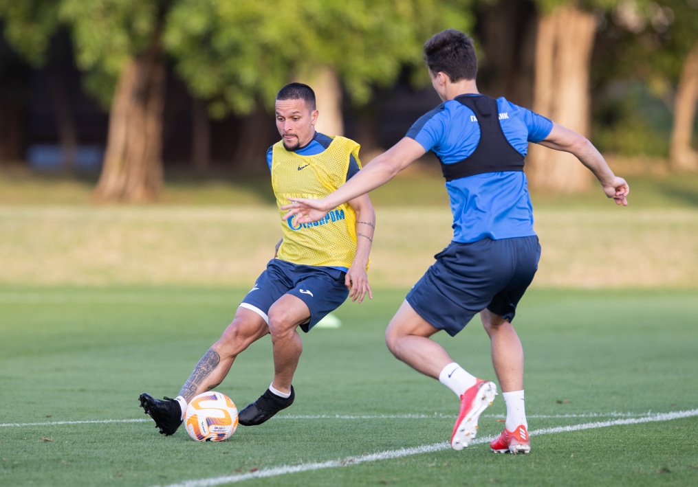 Зимние «Газпром» — тренировочные сборы в Абу-Даби. 17 января, вечерняя тренировка